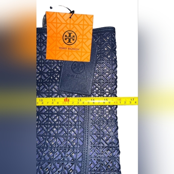 Tory Burch Perforated Navy Lace Weekender Tote Bag NWT - Picture 2 of 8